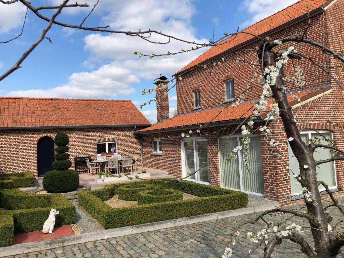 Hoeve De Singel *